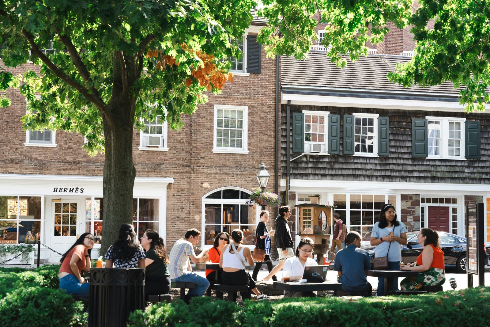 MBA students know how to travel. We make trip planning easy for you.